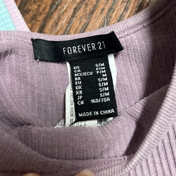 American eagle crop tanks - Picture 3 of 3